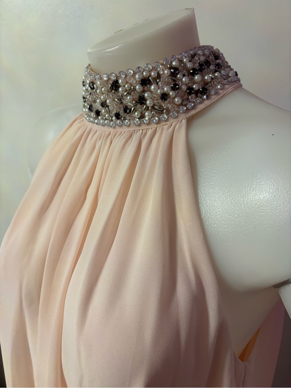 Badgley Mischka Size 4 Pale Blush Dress with Beaded Halter